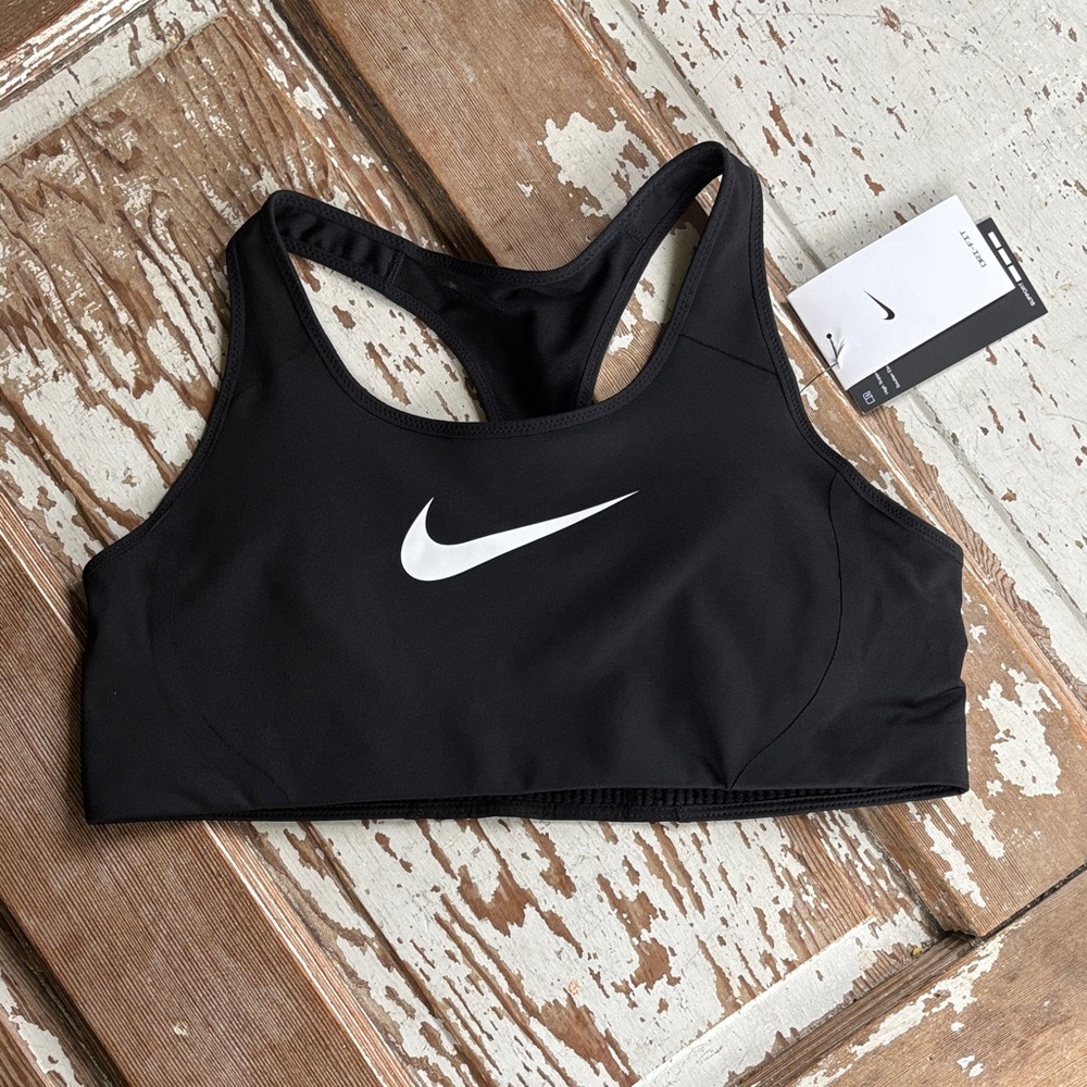 Nike Women's XL Black Sports Bra - high support